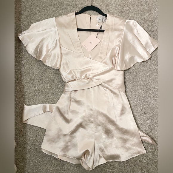 NWT Hello Molly “Liquid Grace” Romper in Champagne - Small - Picture 5 of 6